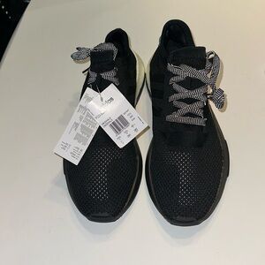 Adidas Men’s Pods Athletic Shoes